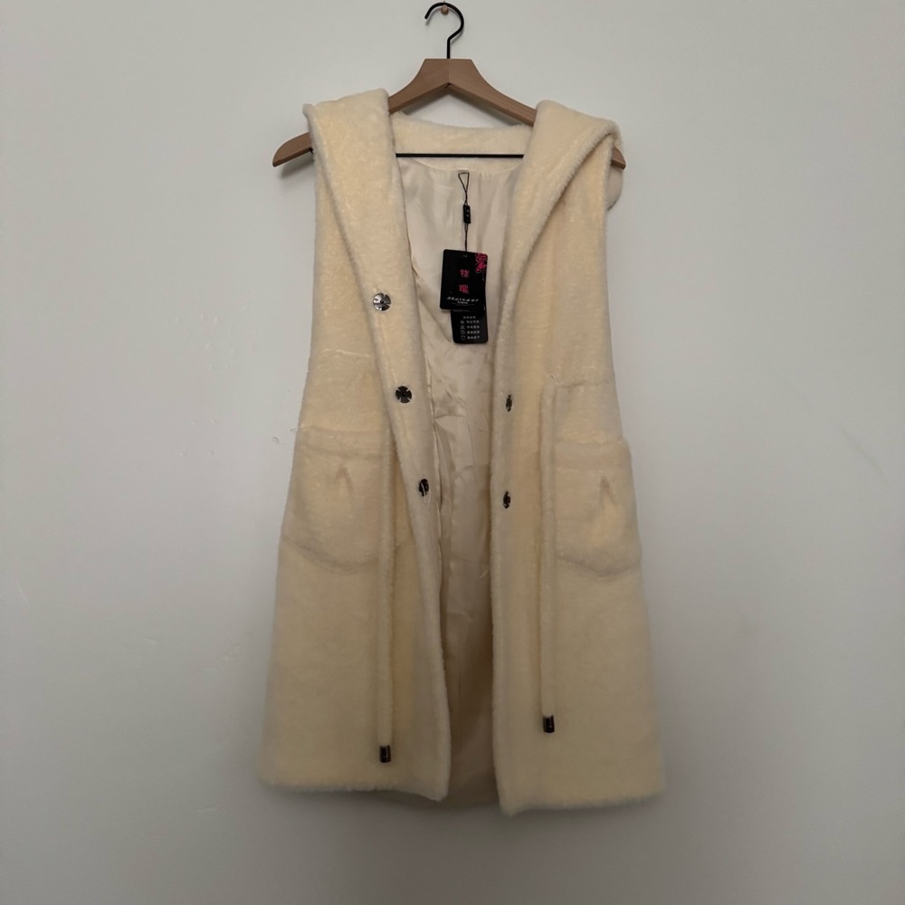 Cream Hooded Vest with Pockets